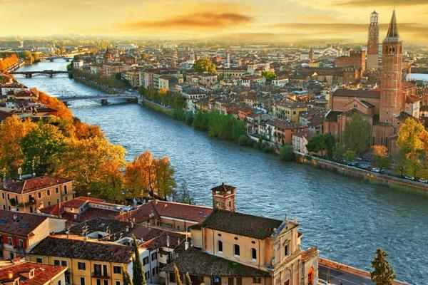 VERONA Space Hotels VERONA Space Hotels